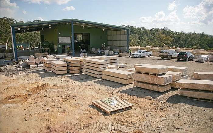 Wooden Sandstone Blocks, India Yellow Sandstone