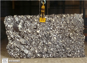 Black Marinace Granite Slabs & Tiles