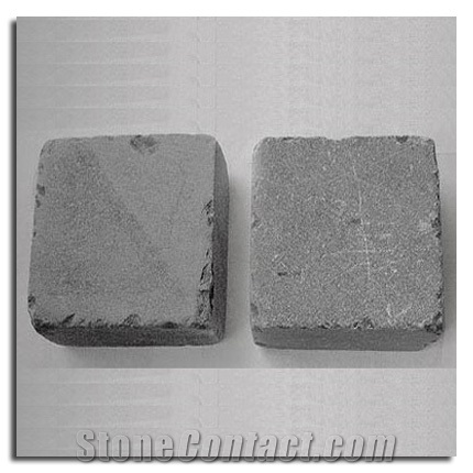 Grey Blue Stone Tumbled Paver