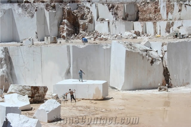 Cream Beige Marble Blocks