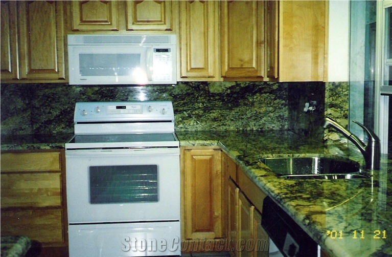 Verde Butterfly Granite Countertop