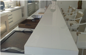 Free Maintance Super White and Glossy Bar Top