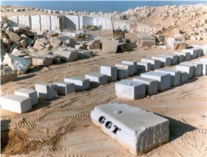 Beige Travertine Blocks