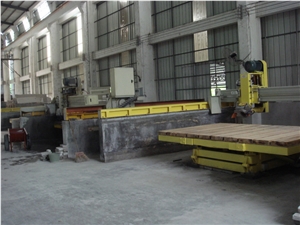 Computer Assistant Cutting Machine