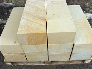 Radkow Sandstone Kerbstone