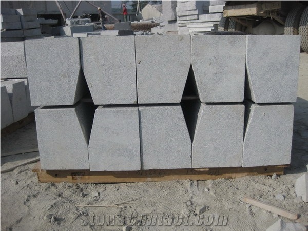 G341 Curbstone