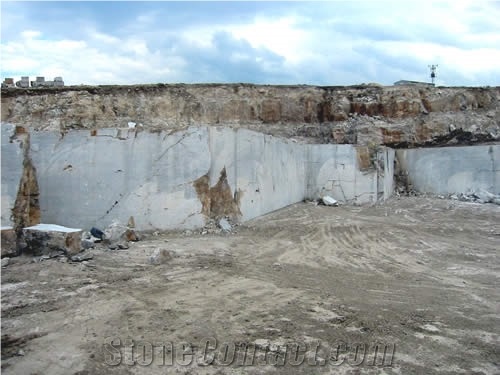 Silver Travertine Afyon - Travertine Blocks