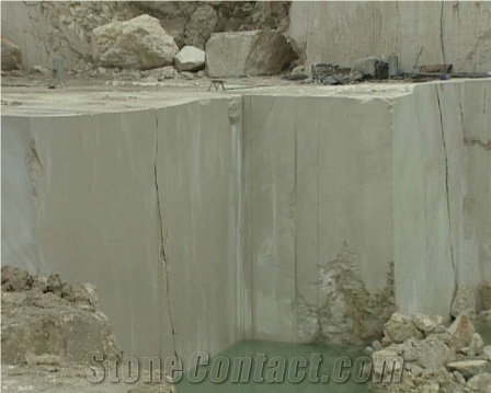 Perlington Beige Marble Quarry, Blocks