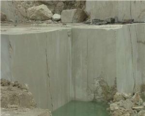 Perlington Beige Marble Quarry, Blocks Perlington Beige Marble Quarry, Blocks