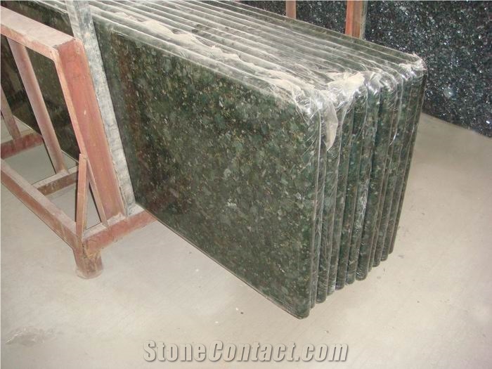 Verde Butterfly Granite Countertop