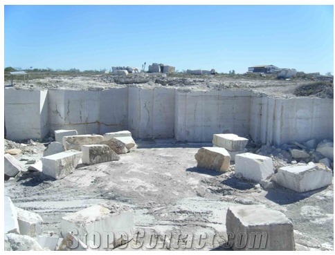 Mexican Light Travertine Blocks