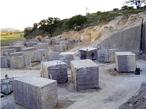 Brown Tobacco Granite Blocks
