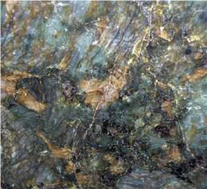 Verde Peacock Granite Slabs & Tiles