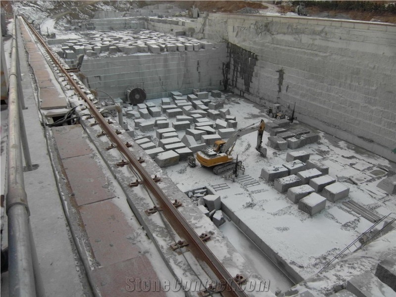 Imperial Pearl Cafe Imperial Granite Quarry Block, Brown Granite Quarry Blocks