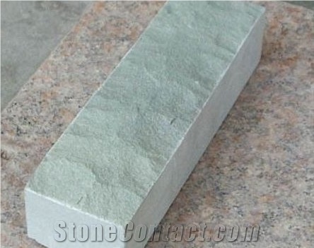 Nature Green Sandstone Kerbstone