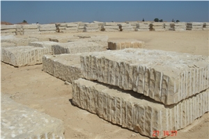 California Honey Limestone Blocks, Giallo Provenza Limestone Block