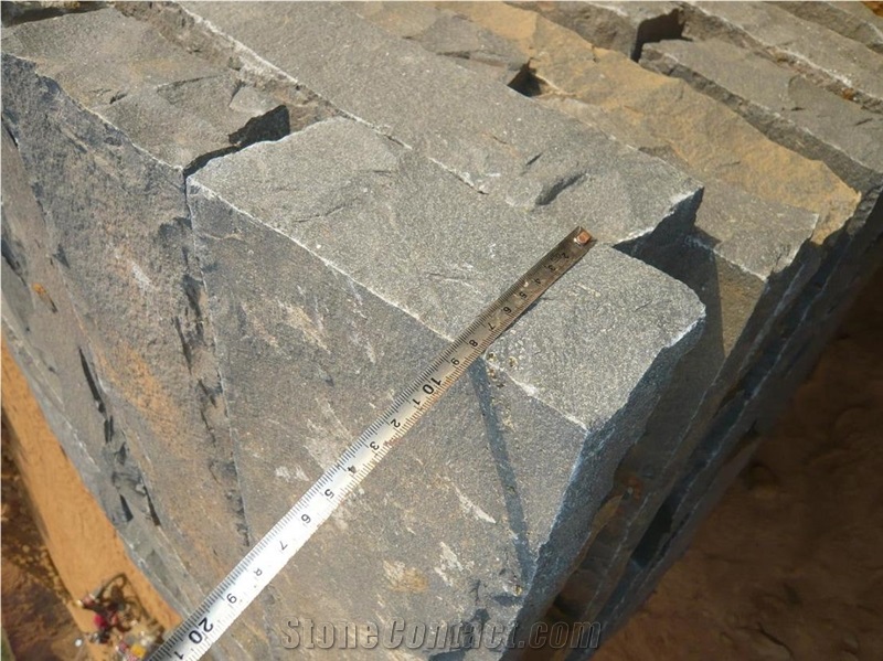 BASALT SPLIT PAVING, Blue Basalt Cobble, Pavers