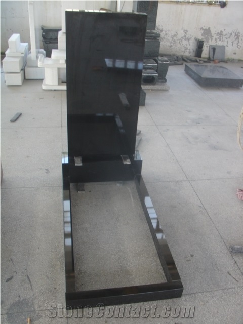 Monument/Tombstone