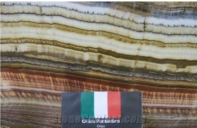 Onyx Fantastico Tile