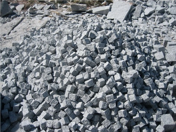 Padang Light G603 Cobbles, G603 White Granite Cobbles