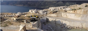 French Vanilla Marble Blocks, Greece Beige Marble
