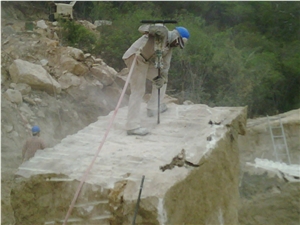 Travertine Blocks, Dominican Republic White Travertine Travertine Blocks, Dominican Republic White Travertine