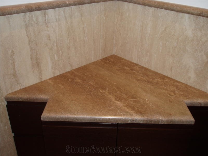 Travertino Oniciato Scuro Venato Countertop