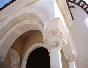 Beige Limestone Column, Pillars