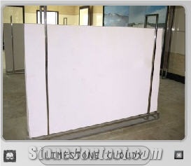 Crema Cloudy Limestone Slab