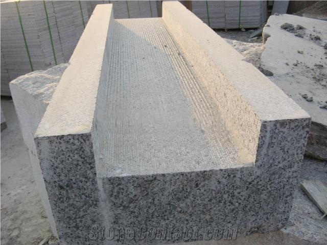G640 Granite Garden Stone, Palisade