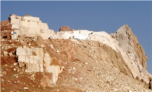 Harsin Cream Marble Block, Beige Marble Blocks