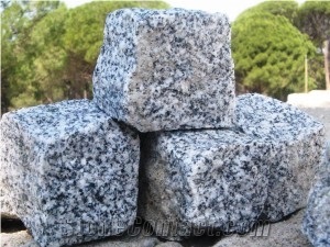 Bergama Grey Granite Cobble Stone