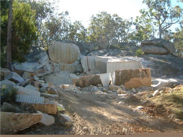New England Beige Granite Blocks, New Engl ,Beige Granite Block