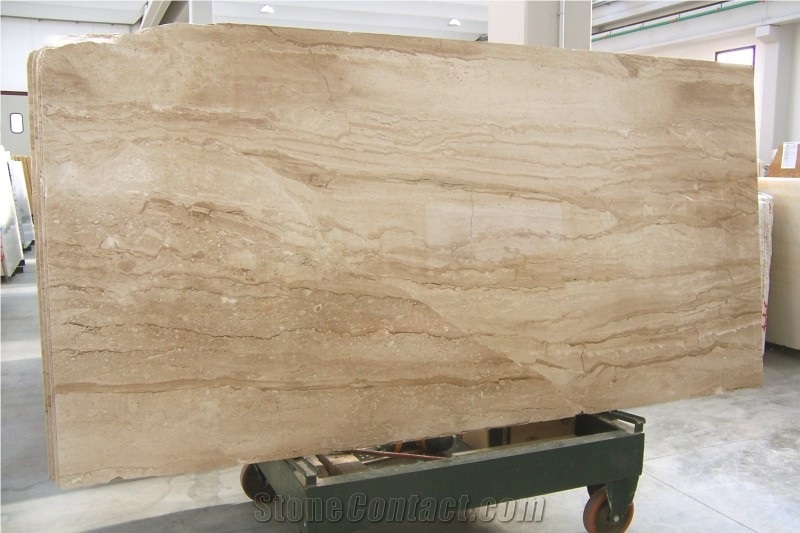Daino Venato Slabs