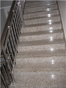 Peach Red (G687) Granite Stairs