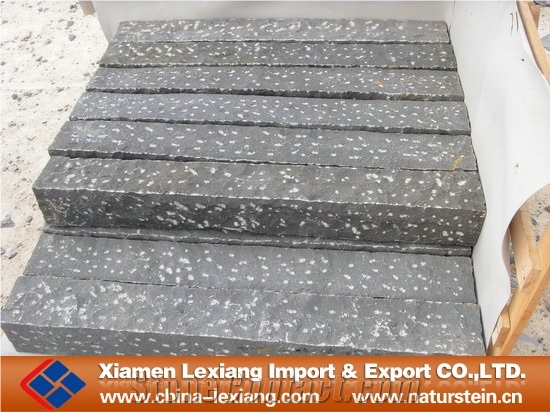 G685 Black Granite Stone PALISADE