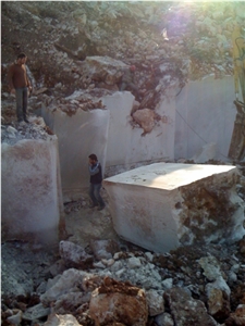 Lebanon Beige Classico Limestone Blocks