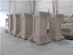 Pilasters in Moleanos Beige Limestone