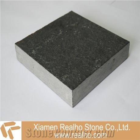 Absolute Black Basalt Natural Split Paver Stone
