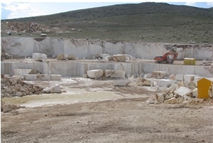 Cleopatra Light Beige Marble Block