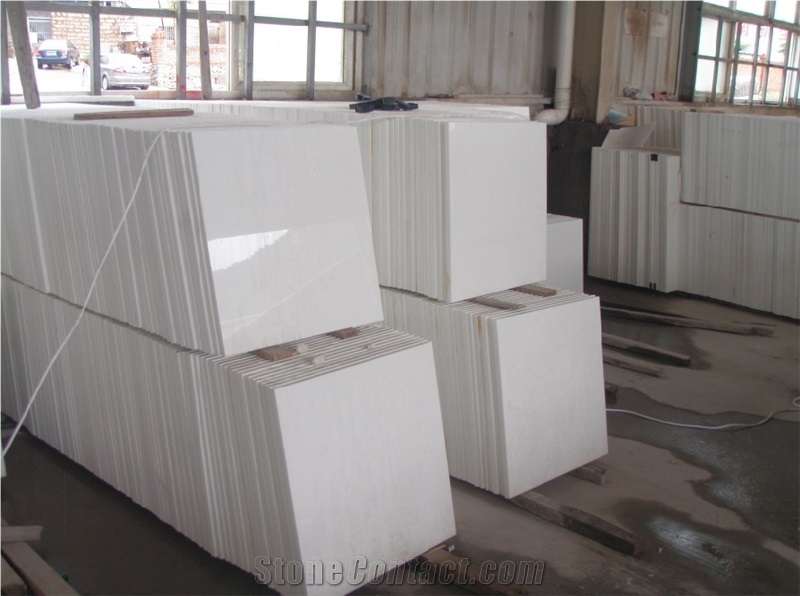 Crystal White Floor Tiles