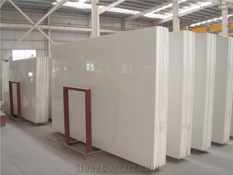 White Marmoglass Slabs