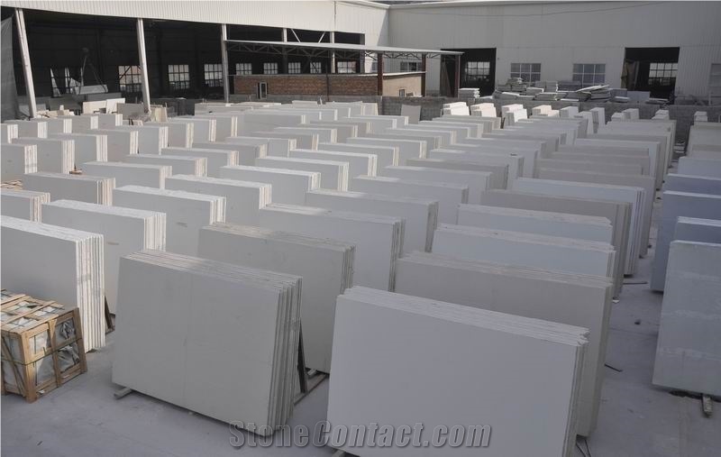 White Marmoglass Slabs