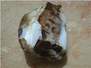 Agate-Chalcedony