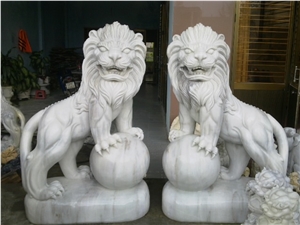 White Marble Lions Statues