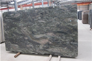 Imperial Green Granite Slabs, Verde Imperial Granite Brazil Green Granite