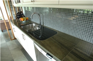 Oppdal Golan Countertop, Grey Quartzite