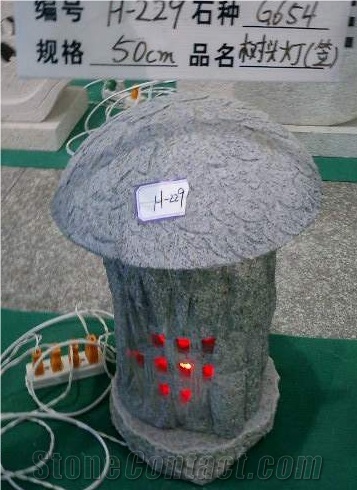 G654 Granite Lantern