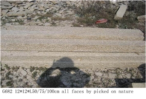 G682 Palisade, G682 Yellow Granite Palisade