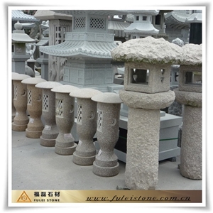 Old Story Garden Stone Lanters, Yellow Granite Lanterns, Lamps